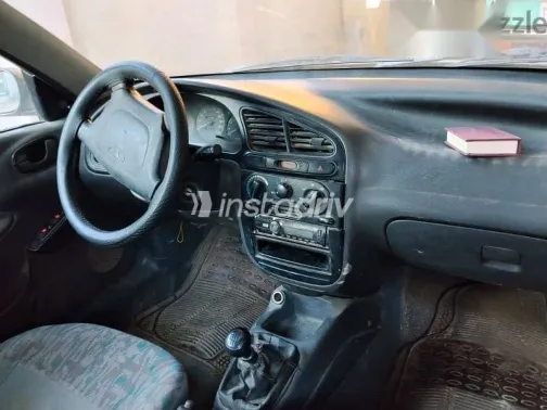 دايو لانوس 2001 أسود مستعملة للبيع - 4