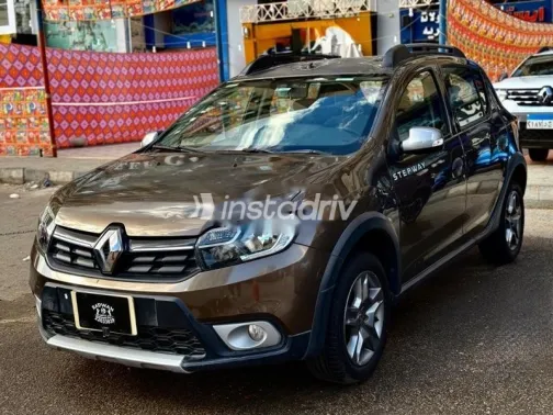 Renault Sandero Step Way 2019 Brown Used for Sale - 1