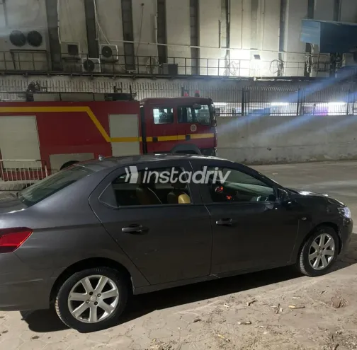 Peugeot 301 2021 White Used for Sale - 7