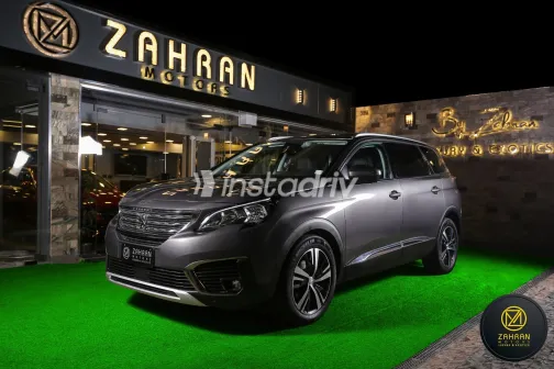 بيجو 5008 2020 أبيض مستعملة للبيع - 1