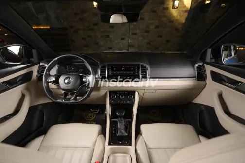 سكودا كاروك 2021 أبيض مستعملة للبيع - 1