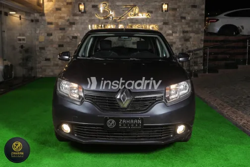 Renault Sandero 2017 White Used for Sale - 7