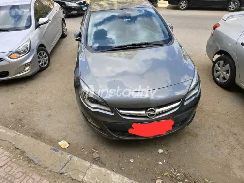 اوبل أسترا 2017 أبيض مستعملة للبيع - 5