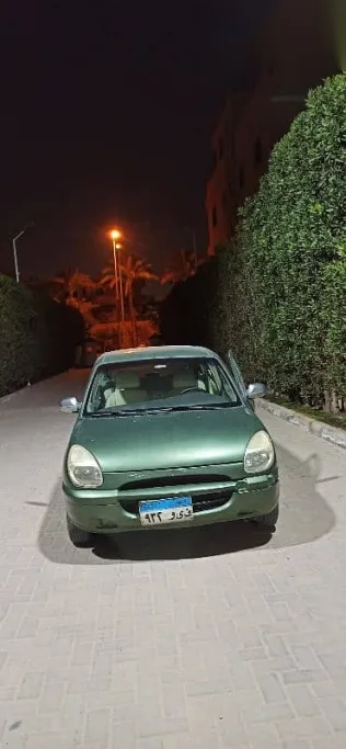 دايهاتسو سيريون 2000 أخضر مستعملة للبيع