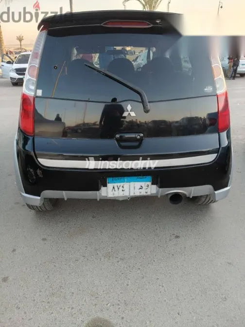 ميتسوبيشي كولت 2007 أسود مستعملة للبيع - 2