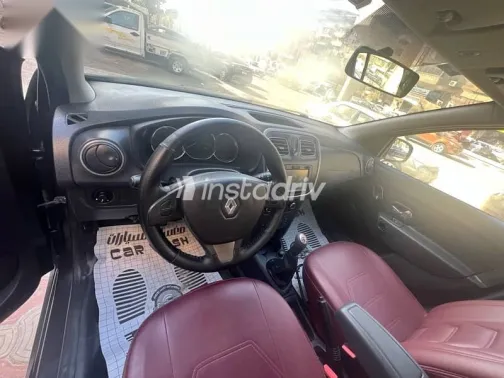 رينو سانديرو 2015 أسود مستعملة للبيع - 2