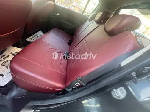 رينو سانديرو 2015 أسود مستعملة للبيع - 5