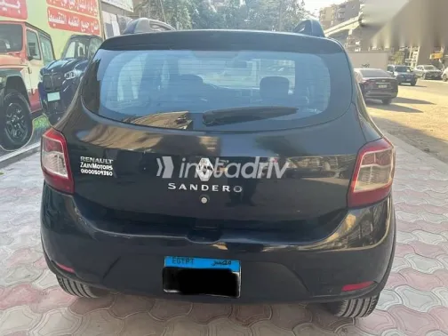 رينو سانديرو 2015 أسود مستعملة للبيع - 6