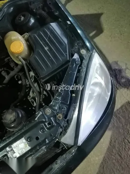 اوبل كورسا 2005 أسود مستعملة للبيع - 3