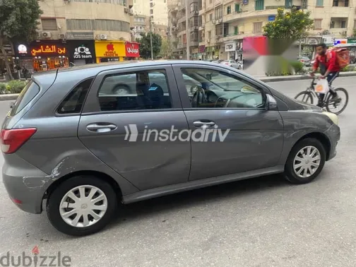 سينوفا A1 2015 رمادي مستعملة للبيع - 2