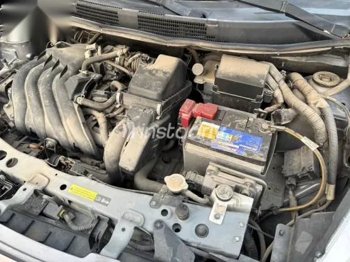 نيسان صنى 2021 رمادي مستعملة للبيع - 10