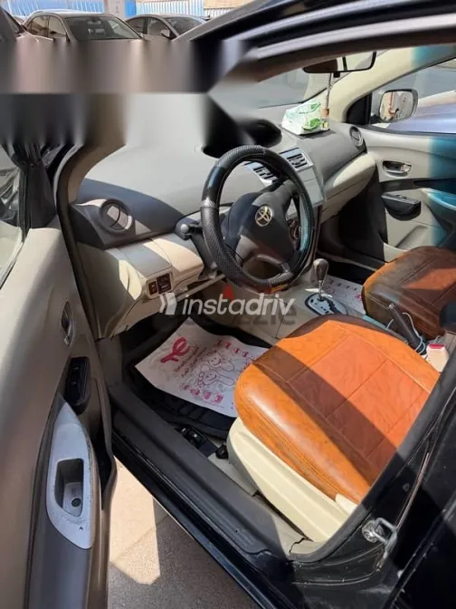 Toyota Yaris 2009 Black Used for Sale - 7