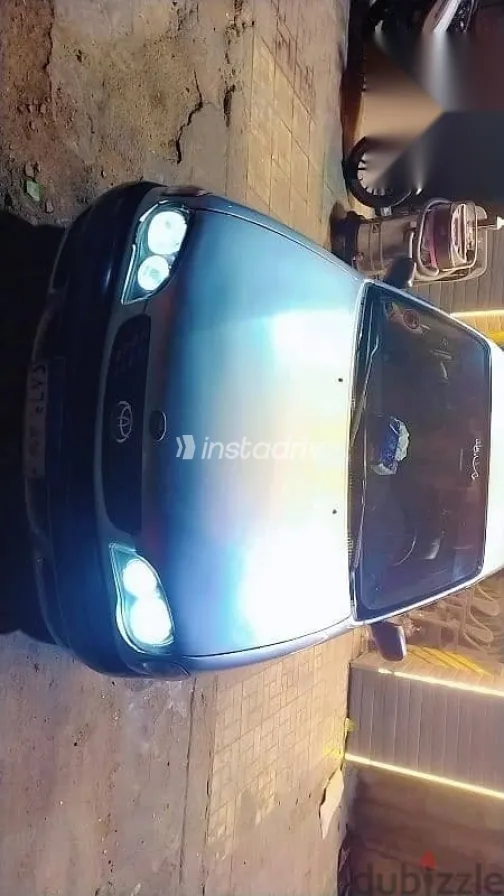 تويوتا كورولا 1998 فضي مستعملة للبيع - 2