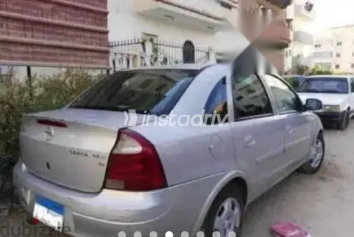 اوبل كورسا 2005 فضي مستعملة للبيع - 2