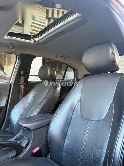 شيرى اريزو 3 2022 فضي مستعملة للبيع - 2