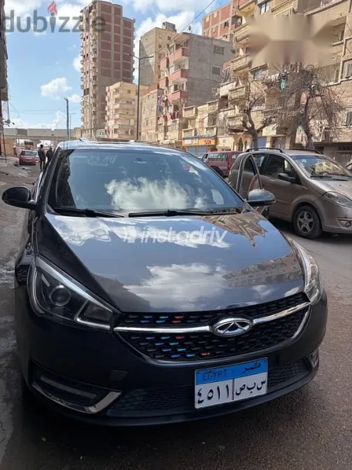 شيرى اريزو 3 2021 فضي مستعملة للبيع - 1