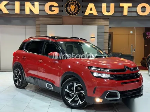 سيتروين C5 2020 أحمر مستعملة للبيع - 2