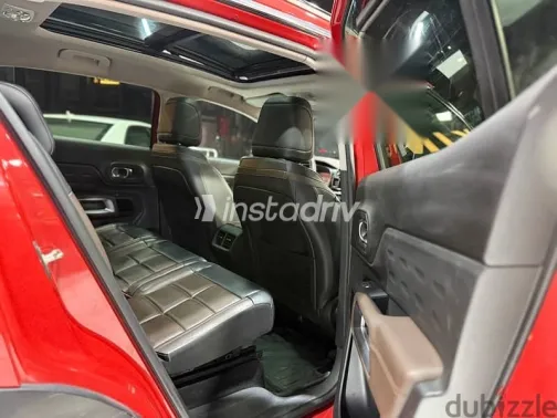 سيتروين C5 2020 أحمر مستعملة للبيع - 8