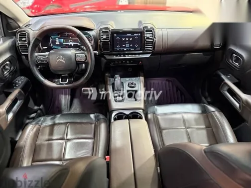 سيتروين C5 2020 أحمر مستعملة للبيع - 9