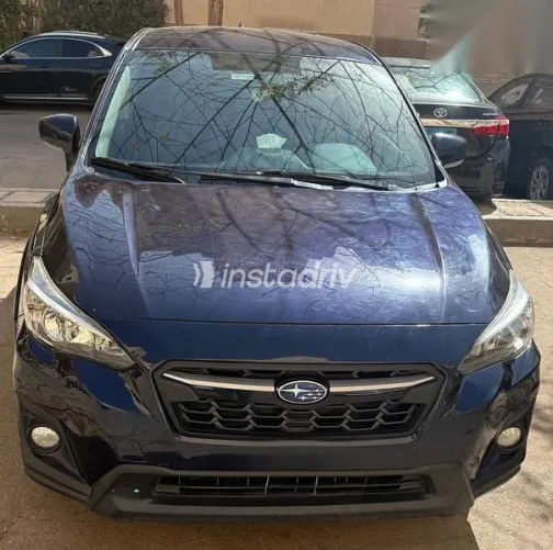 سوبارو XV 2020 أزرق غامق مستعملة للبيع - 1