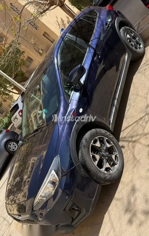سوبارو XV 2020 أزرق غامق مستعملة للبيع - 2