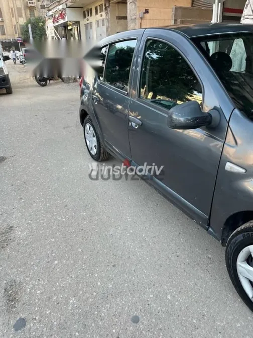 رينو سانديرو 2013 أسود مستعملة للبيع - 8