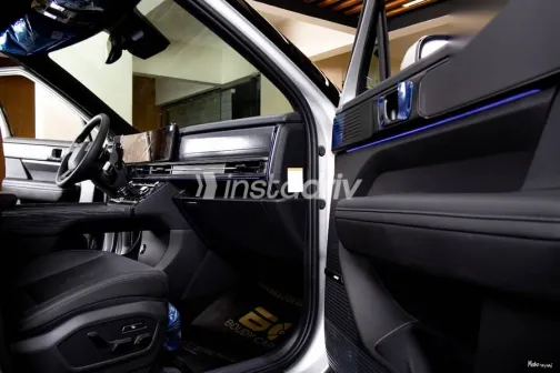 Hyundai Santamo 2025 Gray New for Sale - 9