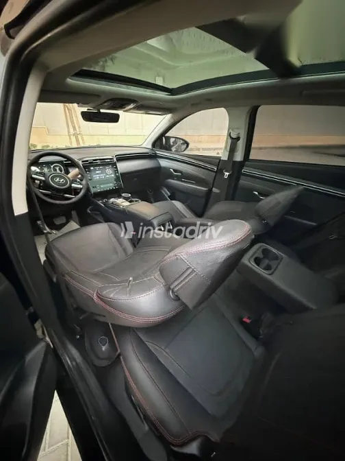 Hyundai Tucson 2022 Black Used for Sale - 7