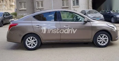 نيسان صنى 2023 بني مستعملة للبيع - 6