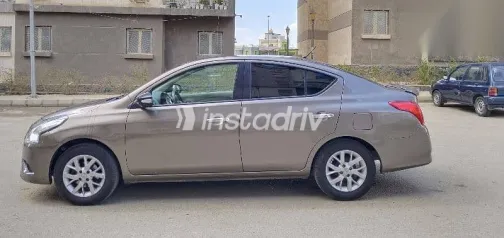 نيسان صنى 2023 بني مستعملة للبيع - 7