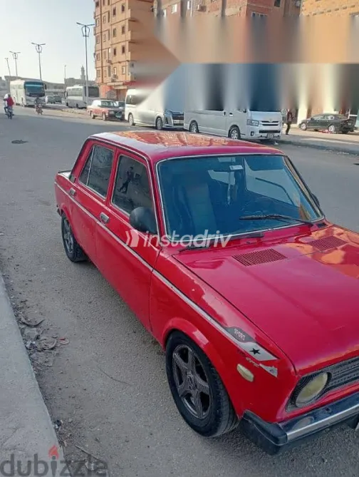 فيات 128 1973 أحمر مستعملة للبيع - 3