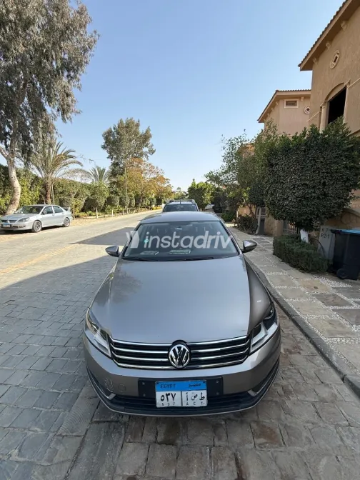 Volkswagen Passat 2015 White Used for Sale - 3