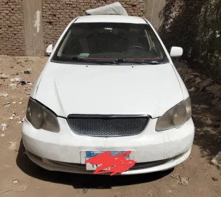 بى واى دى‬ F3 2015 أبيض مستعملة للبيع