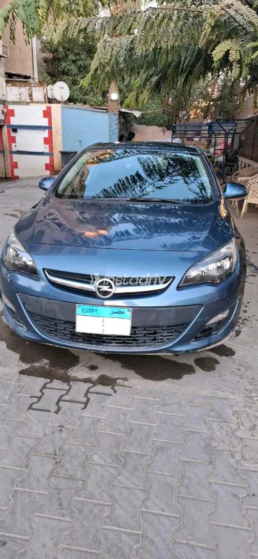 Opel Astra 2014 White Used for Sale - 2