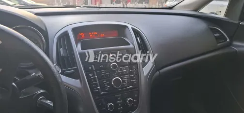 Opel Astra 2014 White Used for Sale - 8