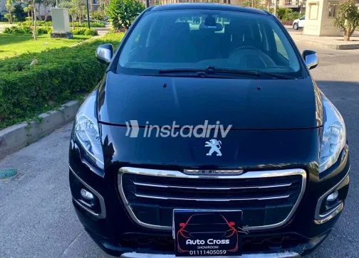 بيجو 3008 2015 أبيض مستعملة للبيع - 4