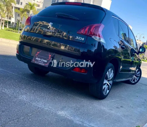 بيجو 3008 2015 أبيض مستعملة للبيع - 6