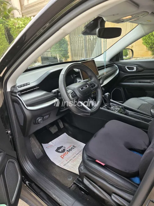 Jeep Compass 2022 White Used for Sale - 4