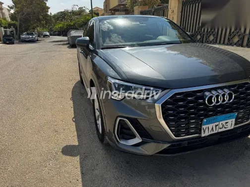 اودي Q3 2021 فضي مستعملة للبيع - 1