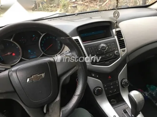 شيفروليه كروز 2010 أسود مستعملة للبيع - 7