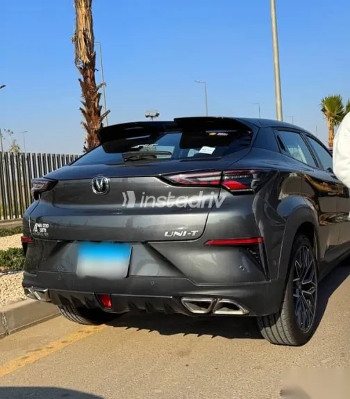 شانجان يونى تى 2024 أسود مستعملة للبيع - 1