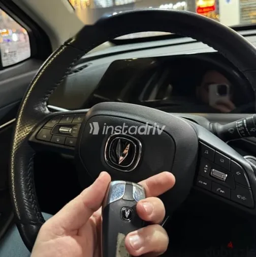 شانجان يونى تى 2024 أسود مستعملة للبيع - 4