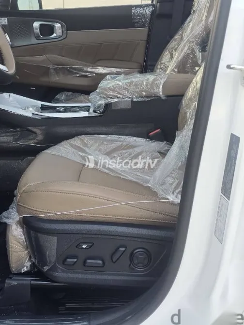 Kia Sorento 2025 White New for Sale - 6
