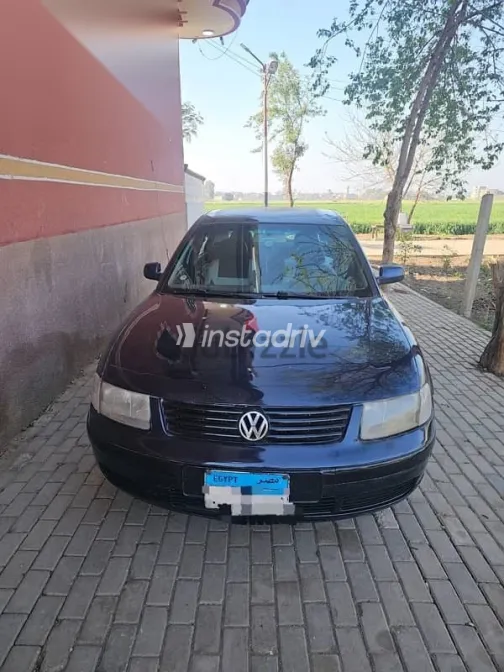 Volkswagen Passat 1999 Black Used for Sale - 1