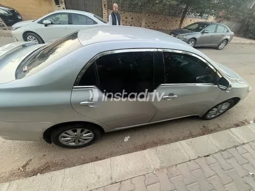 تويوتا كورولا 2009 فضي مستعملة للبيع - 6