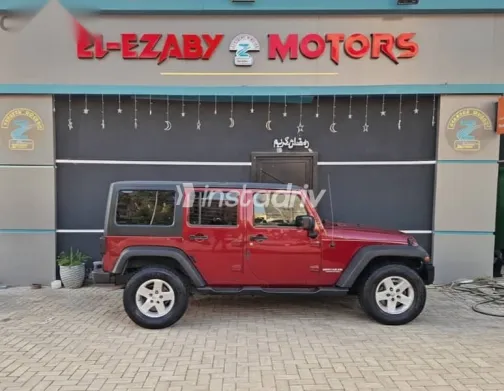 Jeep Wrangler 2015 Burgundy Used for Sale - 3