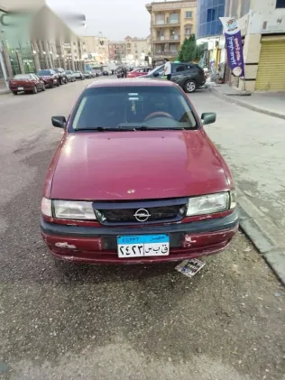اوبل فيكترا 1995 نبيتي مستعملة للبيع