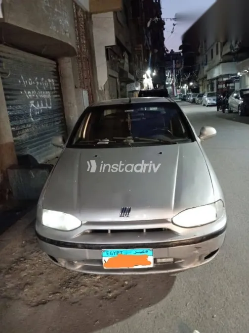 فيات سينا 2004 فضي مستعملة للبيع - 1