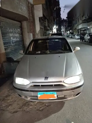 فيات سينا 2004 فضي مستعملة للبيع