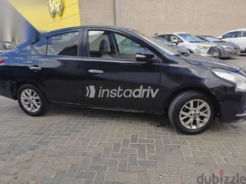 Nissan Sunny 2016 Black Used for Sale - 5